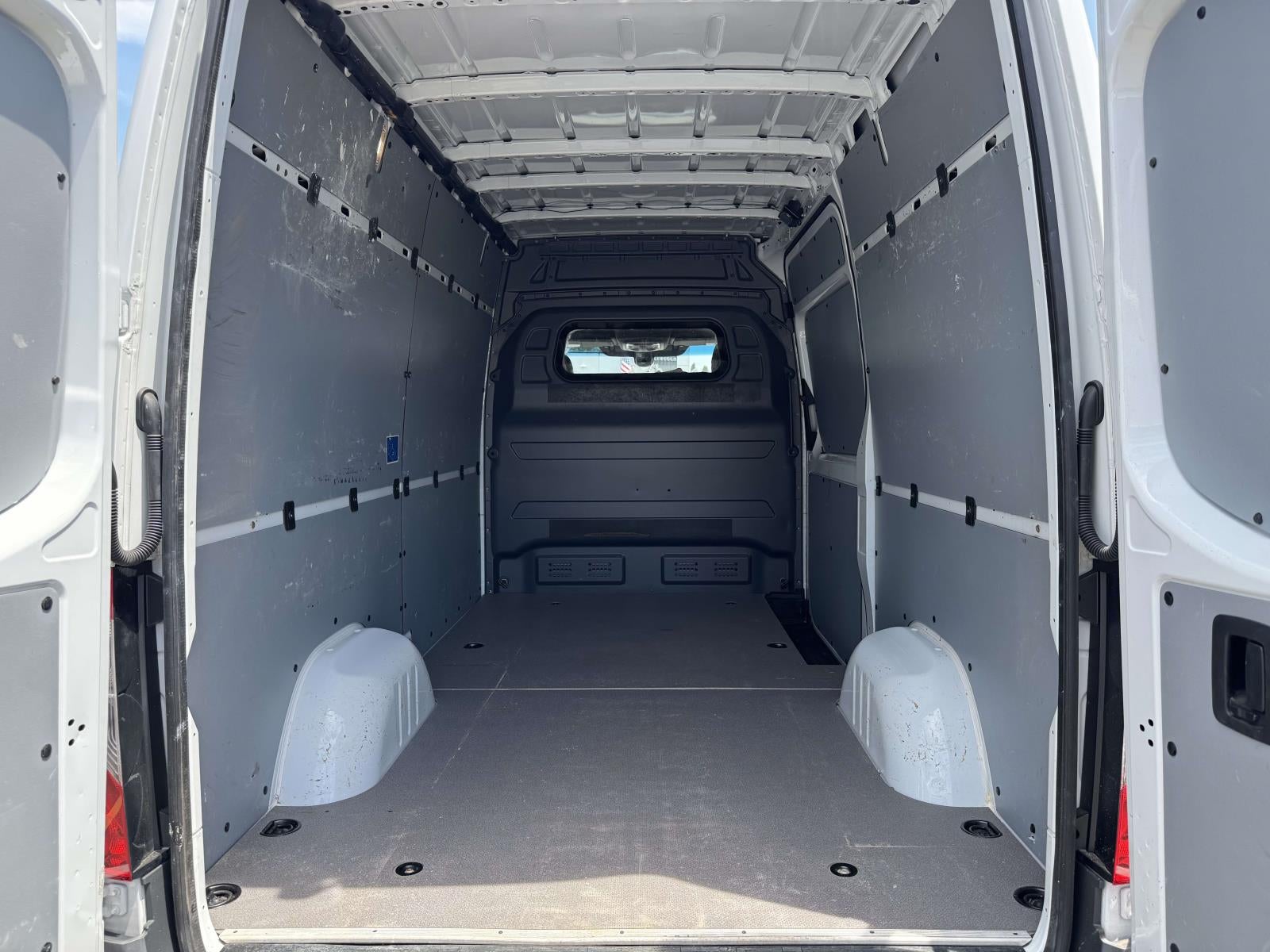 2022 Mercedes-Benz Sprinter 2500 Standard Roof I4 Diesel