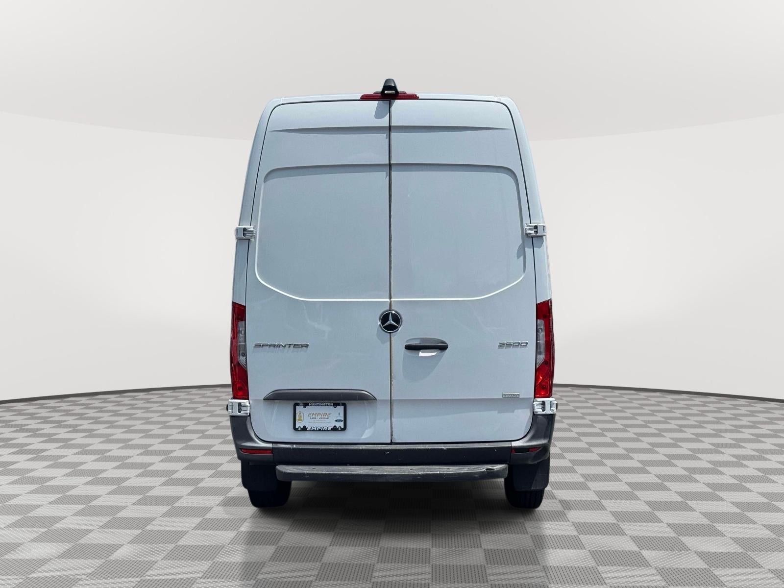 2022 Mercedes-Benz Sprinter 2500 Standard Roof I4 Diesel