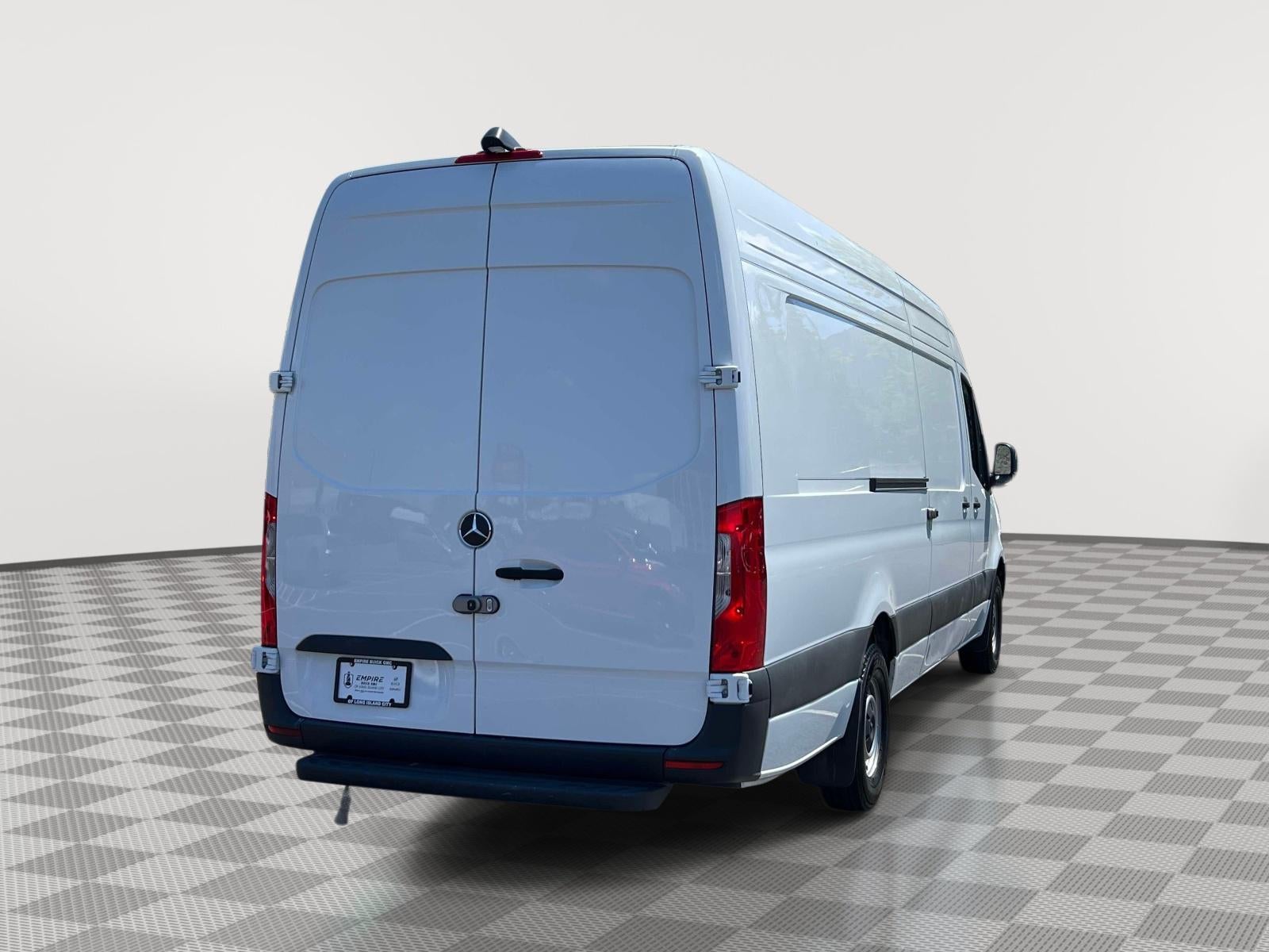 2024 Mercedes-Benz Sprinter 2500 High Roof 4-Cyl Diesel HO