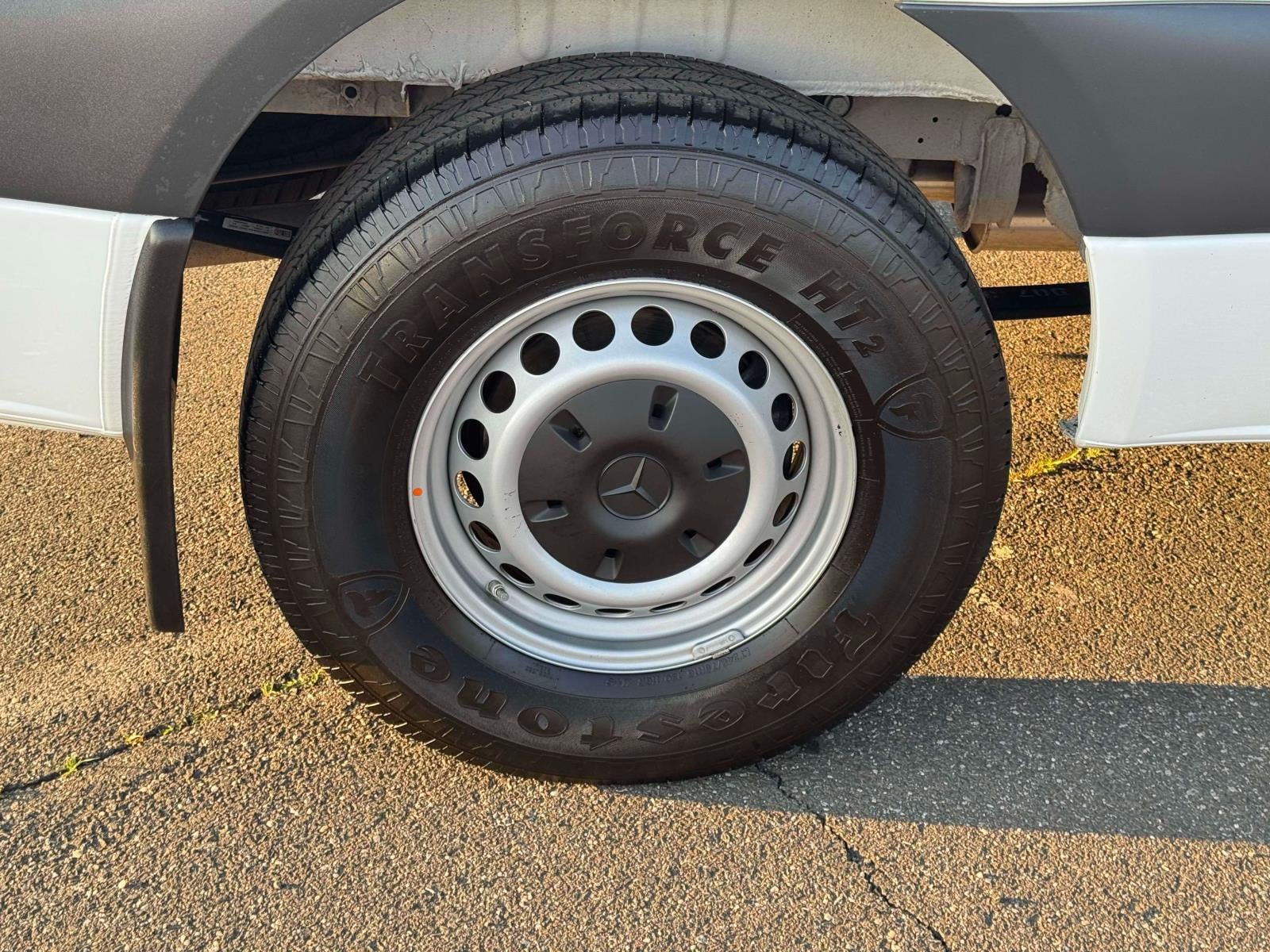 2022 Mercedes-Benz Sprinter 1500 Standard Roof I4