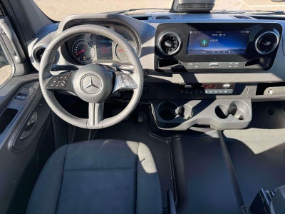 2025 Mercedes-Benz Sprinter 2500 High Roof 4-Cyl Diesel
