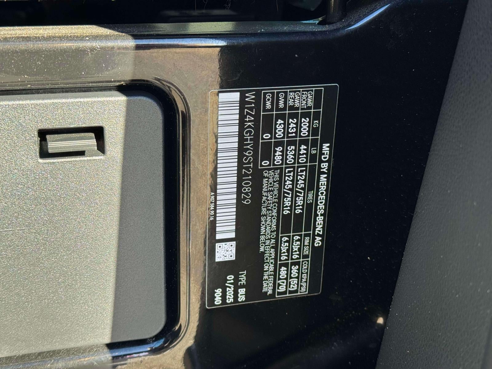 2025 Mercedes-Benz Sprinter 2500 High Roof 4-Cyl Diesel