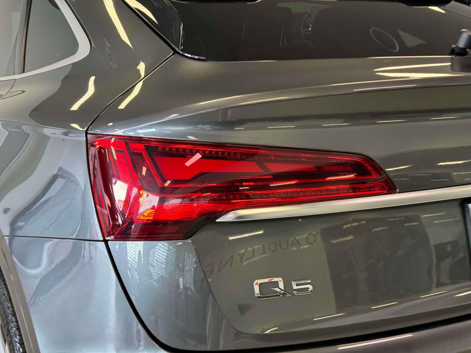 2021 Audi Q5 Sportback Premium 45 TFSI quattro S tronic