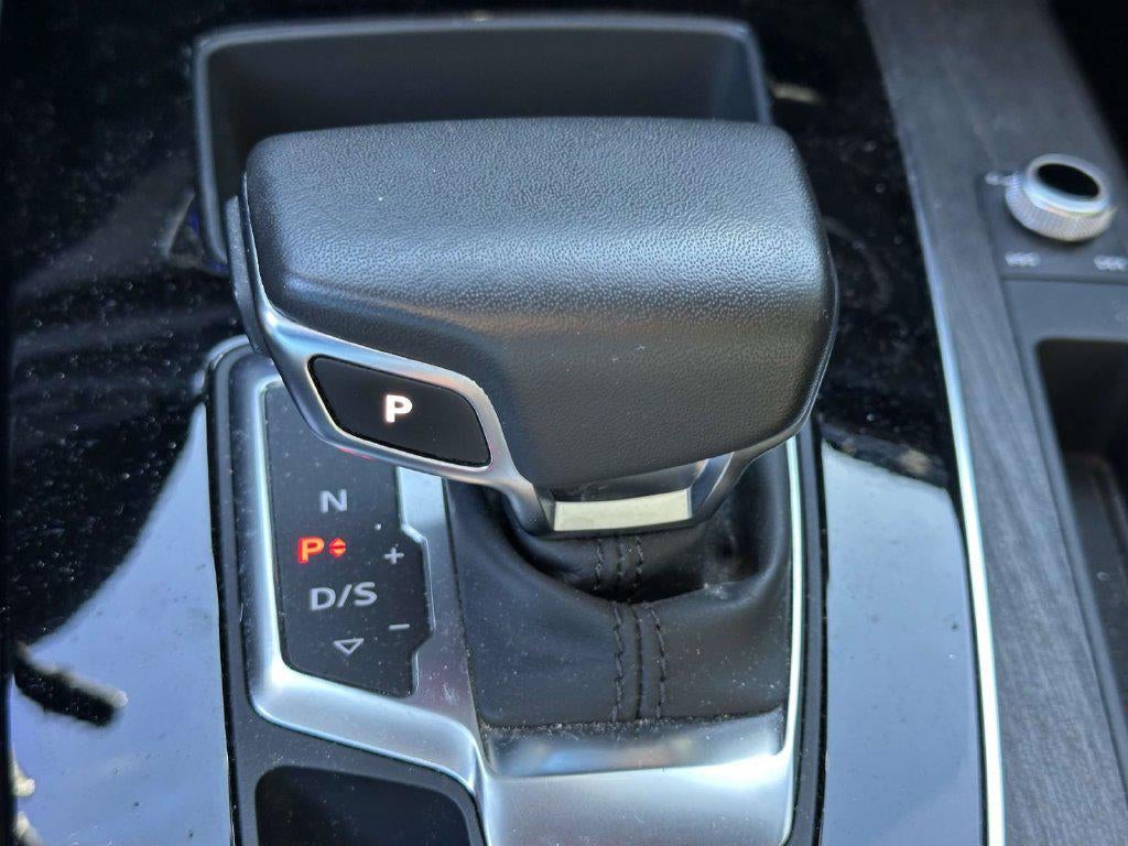 2023 Audi Q5 Sportback Premium Plus 45 TFSI S line quattro S tronic