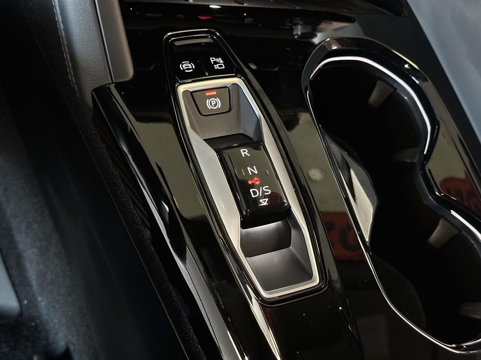 2026 Audi Q5 Premium Plus TFSI quattro S tronic