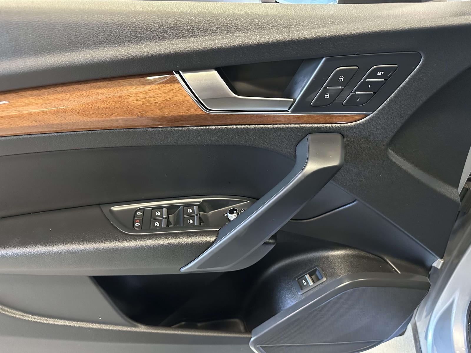 2023 Audi Q5 Premium 40 TFSI quattro S tronic