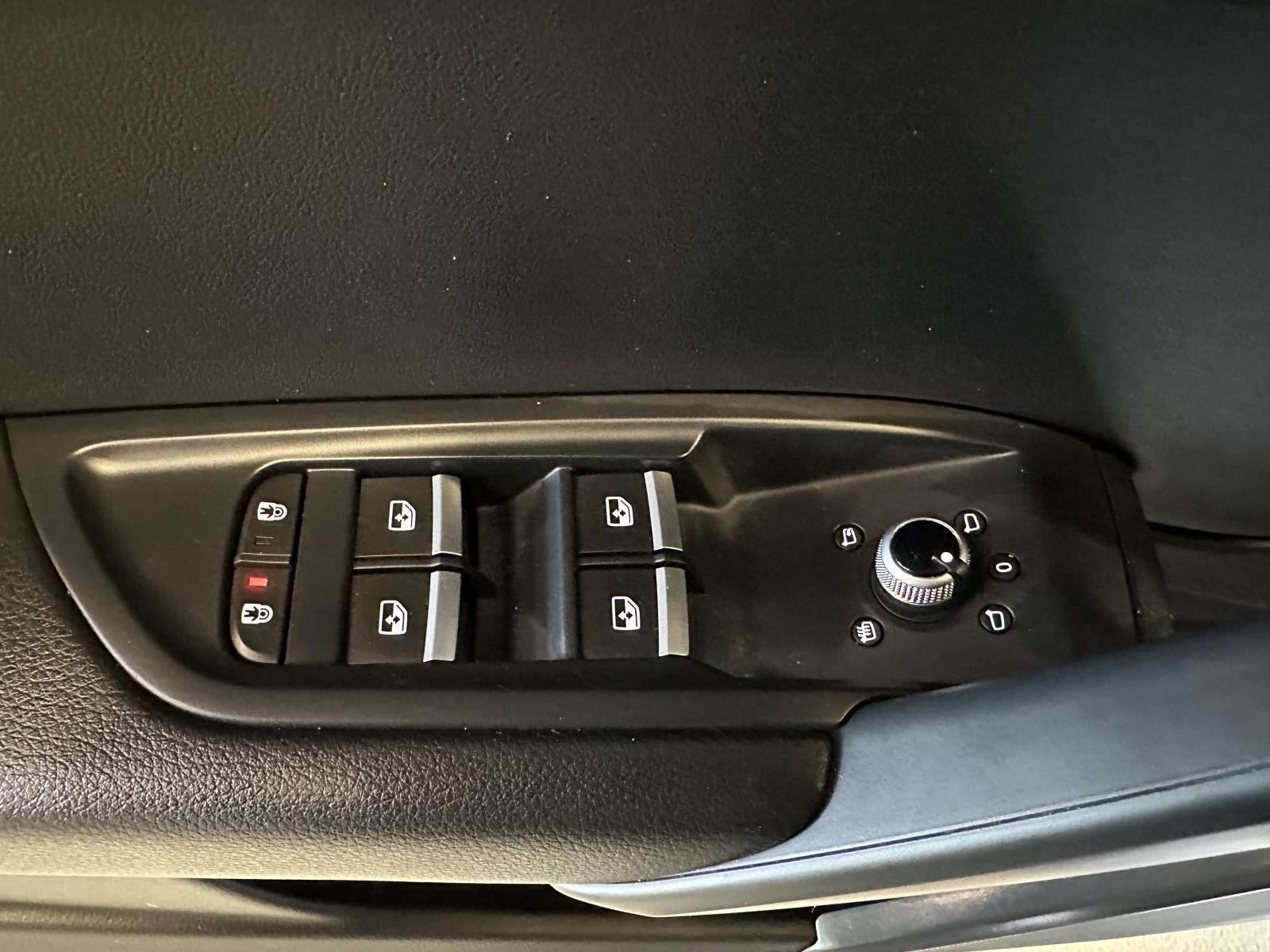 2023 Audi Q5 Premium 40 TFSI quattro S tronic