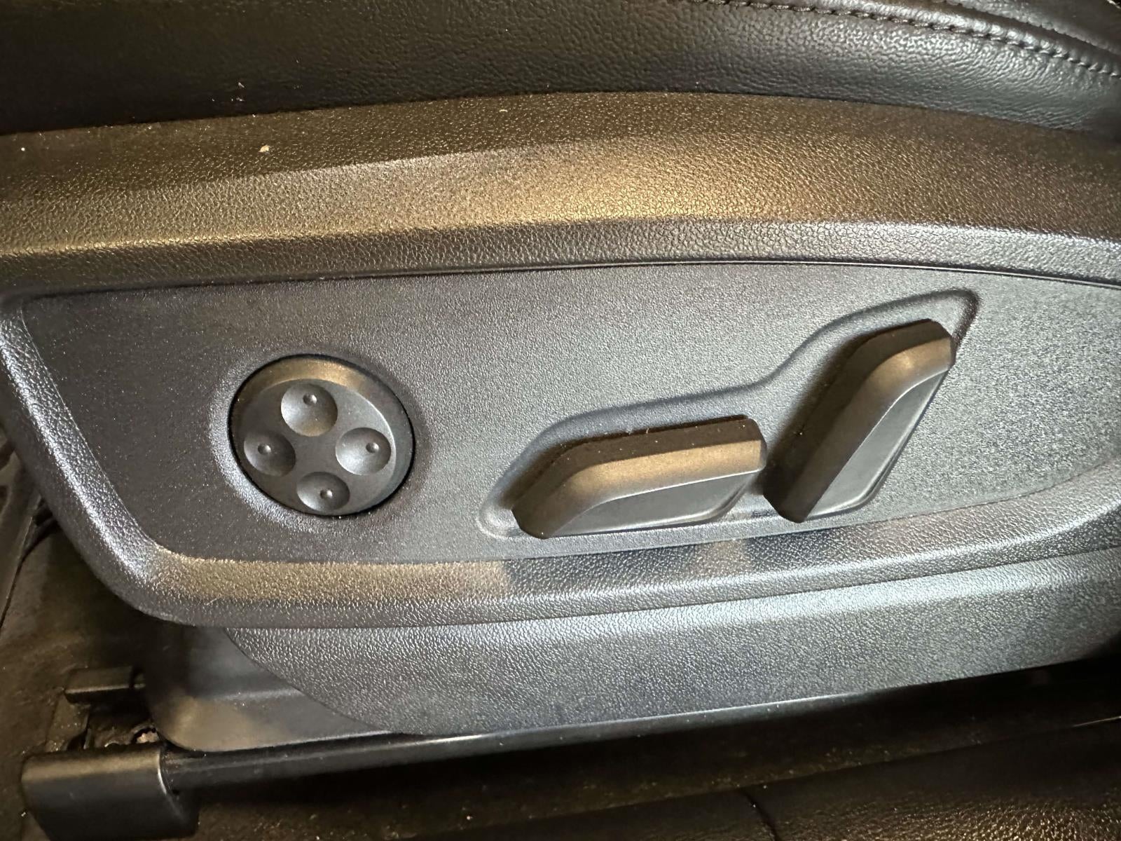 2023 Audi Q5 Premium 40 TFSI quattro S tronic