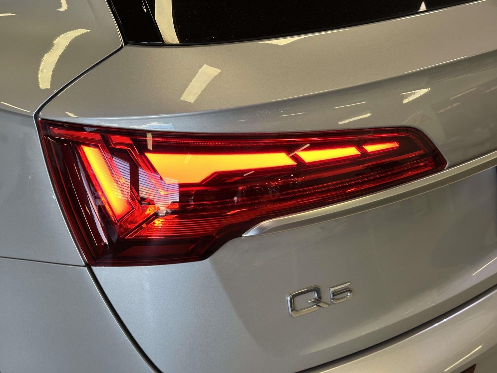 2023 Audi Q5 Premium 40 TFSI quattro S tronic