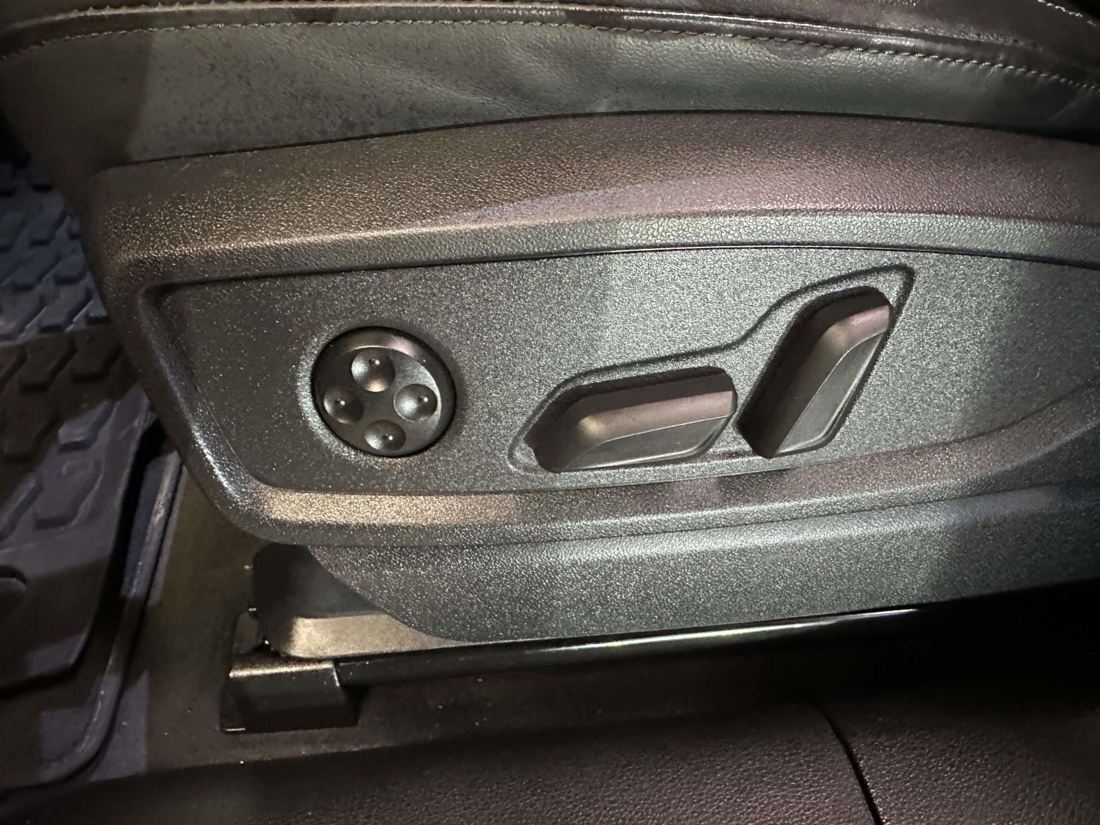 2023 Audi Q5 Premium 40 TFSI quattro S tronic