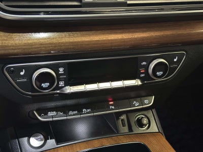 2023 Audi Q5 Premium 40 TFSI quattro S tronic