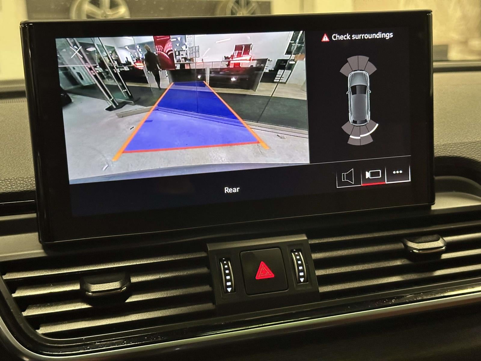 2023 Audi Q5 Premium 40 TFSI quattro S tronic