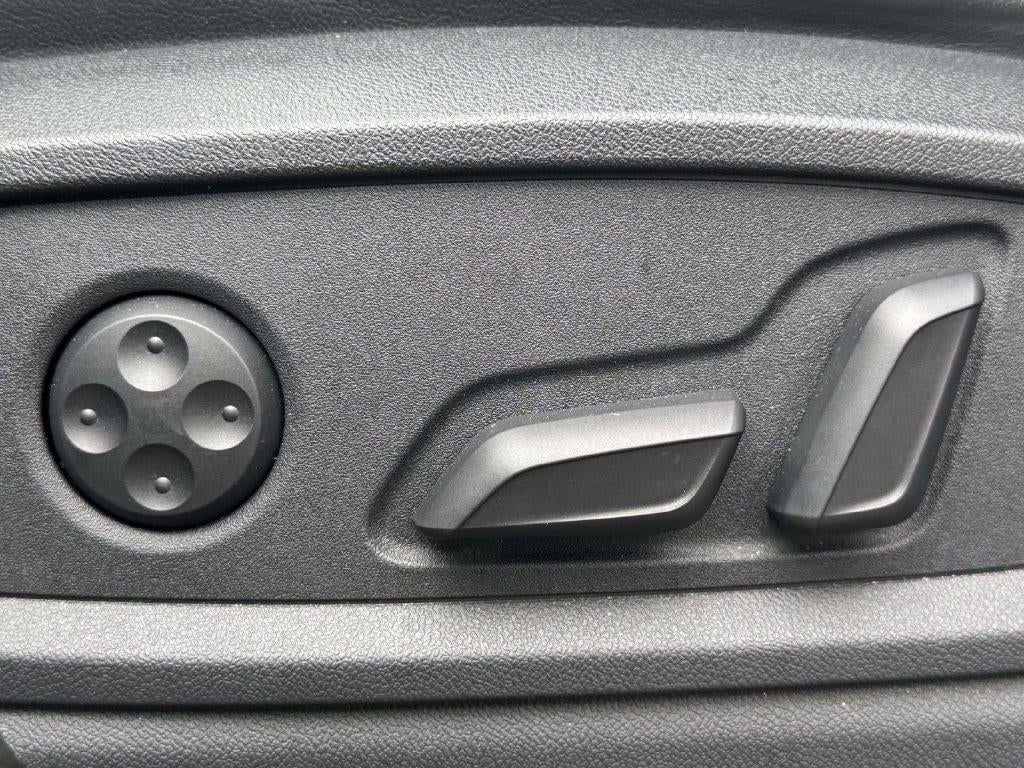 2023 Audi Q5 Premium 40 TFSI quattro S tronic