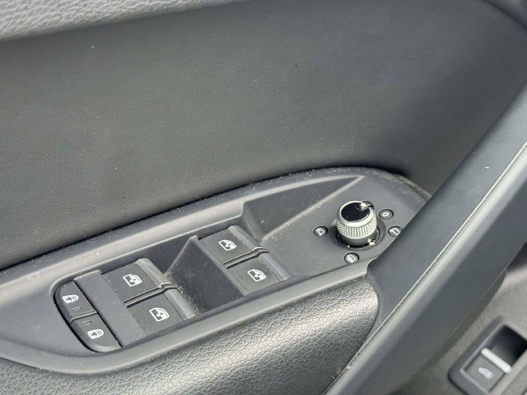 2023 Audi Q5 Premium 40 TFSI quattro S tronic