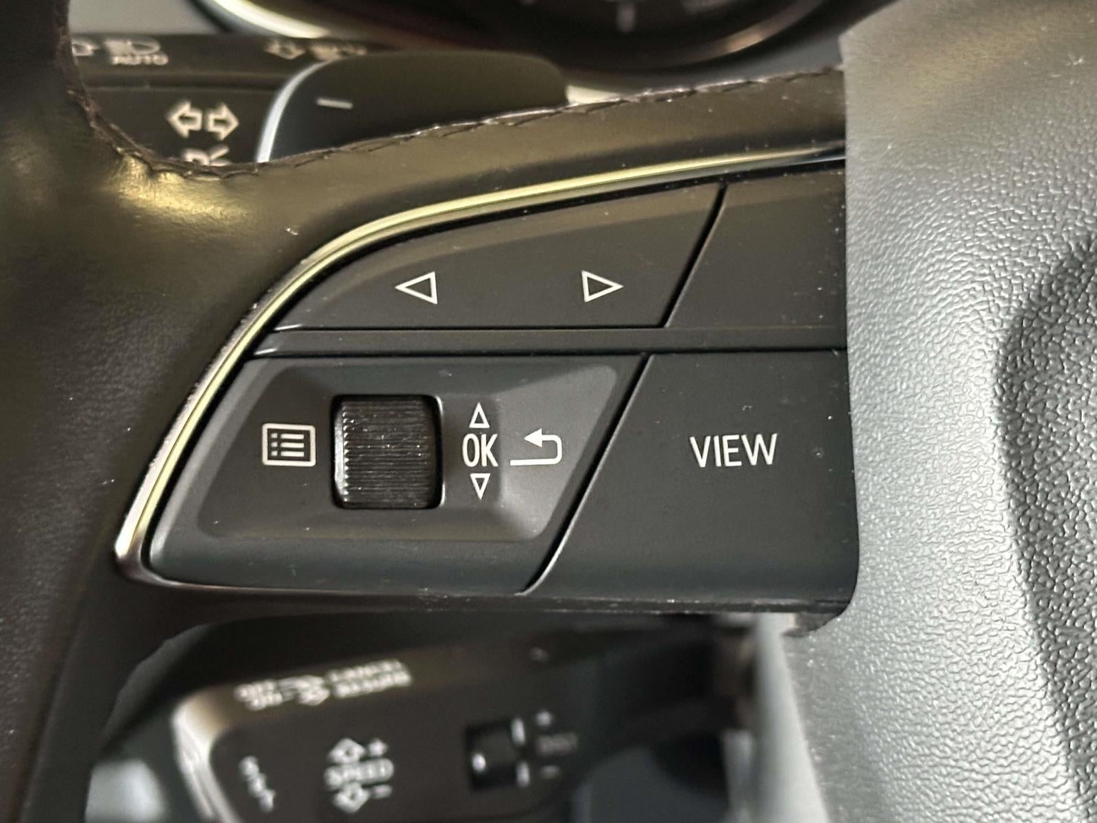 2023 Audi Q5 Premium 40 TFSI quattro S tronic