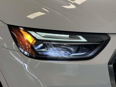2023 Audi Q5 Premium 40 TFSI quattro S tronic