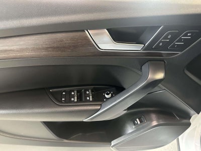 2023 Audi Q5 Premium 40 TFSI quattro S tronic