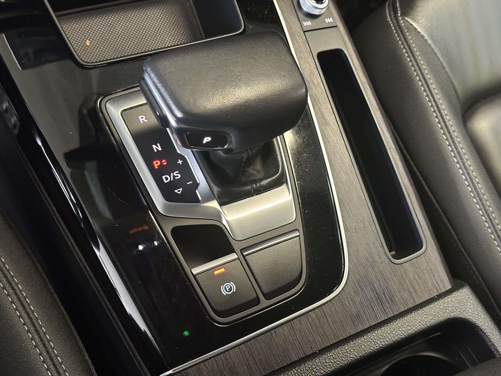 2023 Audi Q5 Premium 40 TFSI quattro S tronic