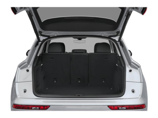 2024 Audi Q5 Premium 40 TFSI quattro S tronic