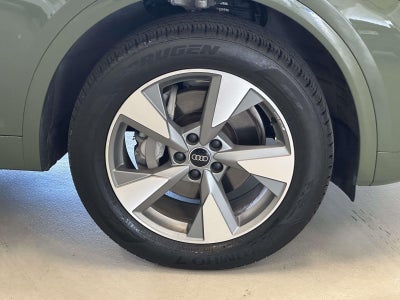 2024 Audi Q5 Premium 40 TFSI quattro S tronic