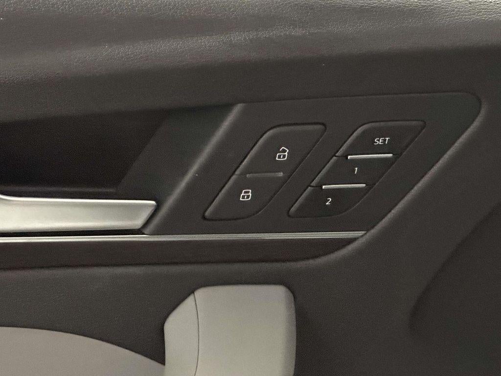 2023 Audi Q5 Premium 40 TFSI quattro S tronic