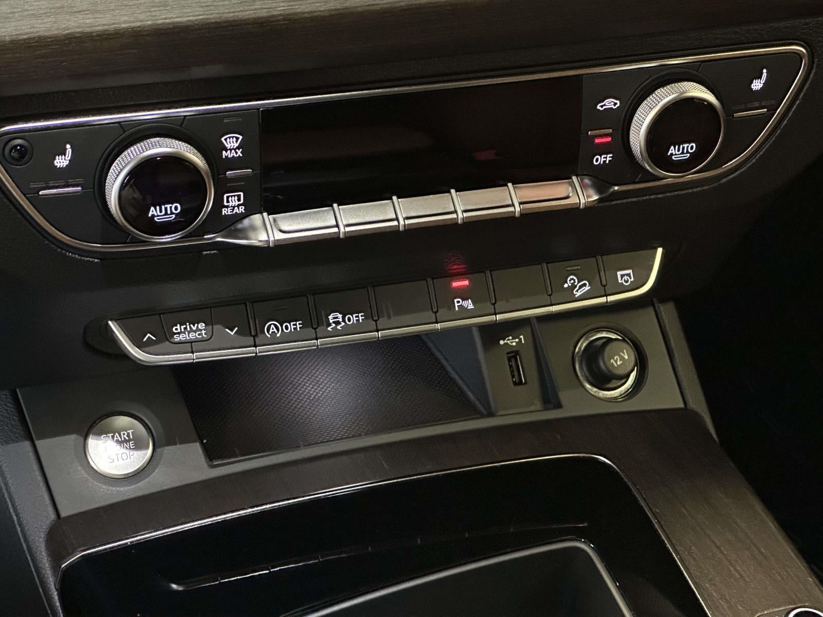 2023 Audi Q5 Premium 40 TFSI quattro S tronic