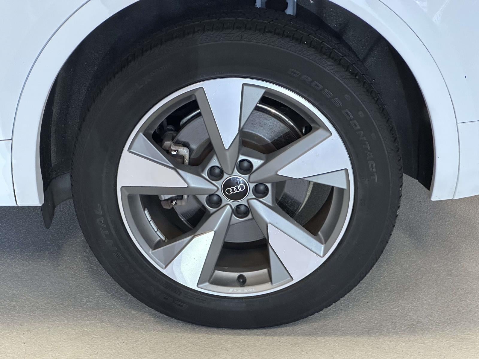 2023 Audi Q5 Premium 40 TFSI quattro S tronic