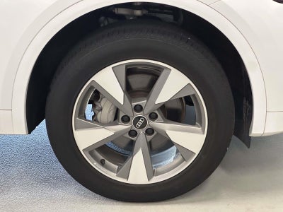 2023 Audi Q5 Premium 40 TFSI quattro S tronic