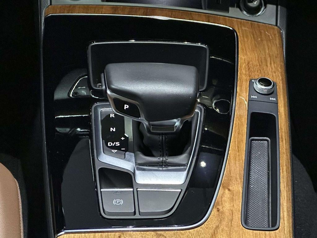 2023 Audi Q5 Premium 40 TFSI quattro S tronic
