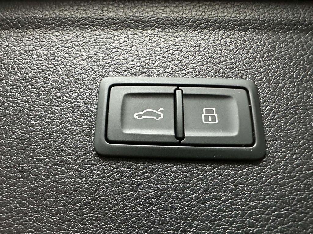 2023 Audi Q5 Premium 40 TFSI quattro S tronic