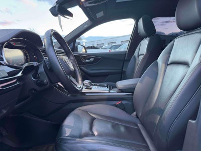 2023 Audi Q7 Premium 45 TFSI quattro Tiptronic