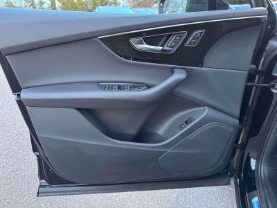 2023 Audi Q7 Premium 45 TFSI quattro Tiptronic
