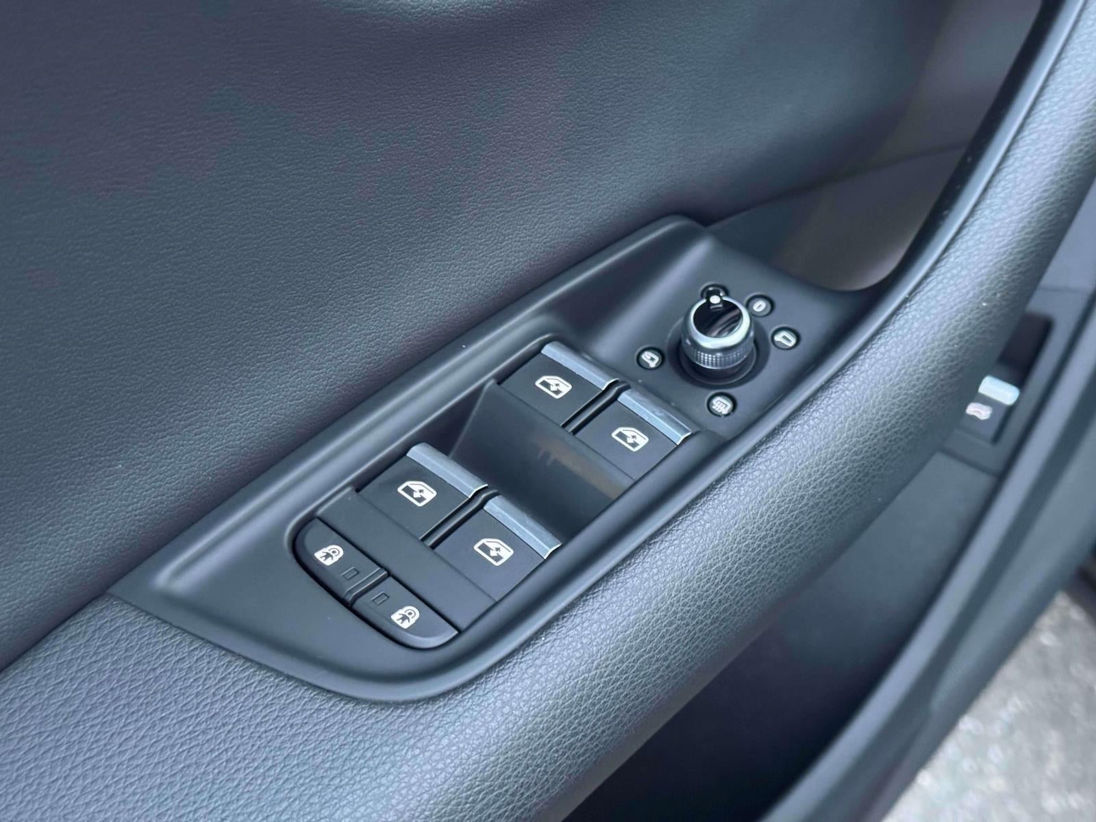 2023 Audi Q7 Premium 45 TFSI quattro Tiptronic