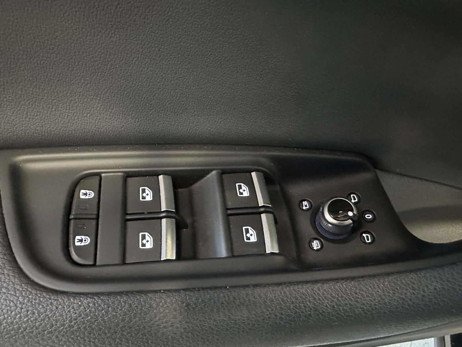 2023 Audi Q7 Premium 45 TFSI quattro Tiptronic