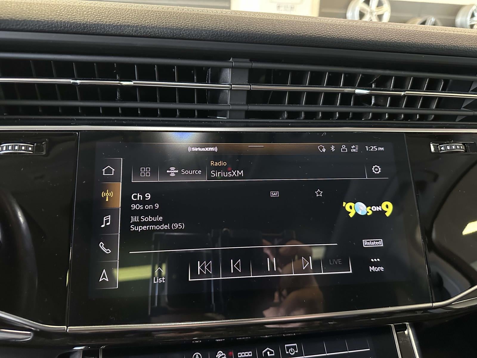 2023 Audi Q7 Premium 45 TFSI quattro Tiptronic