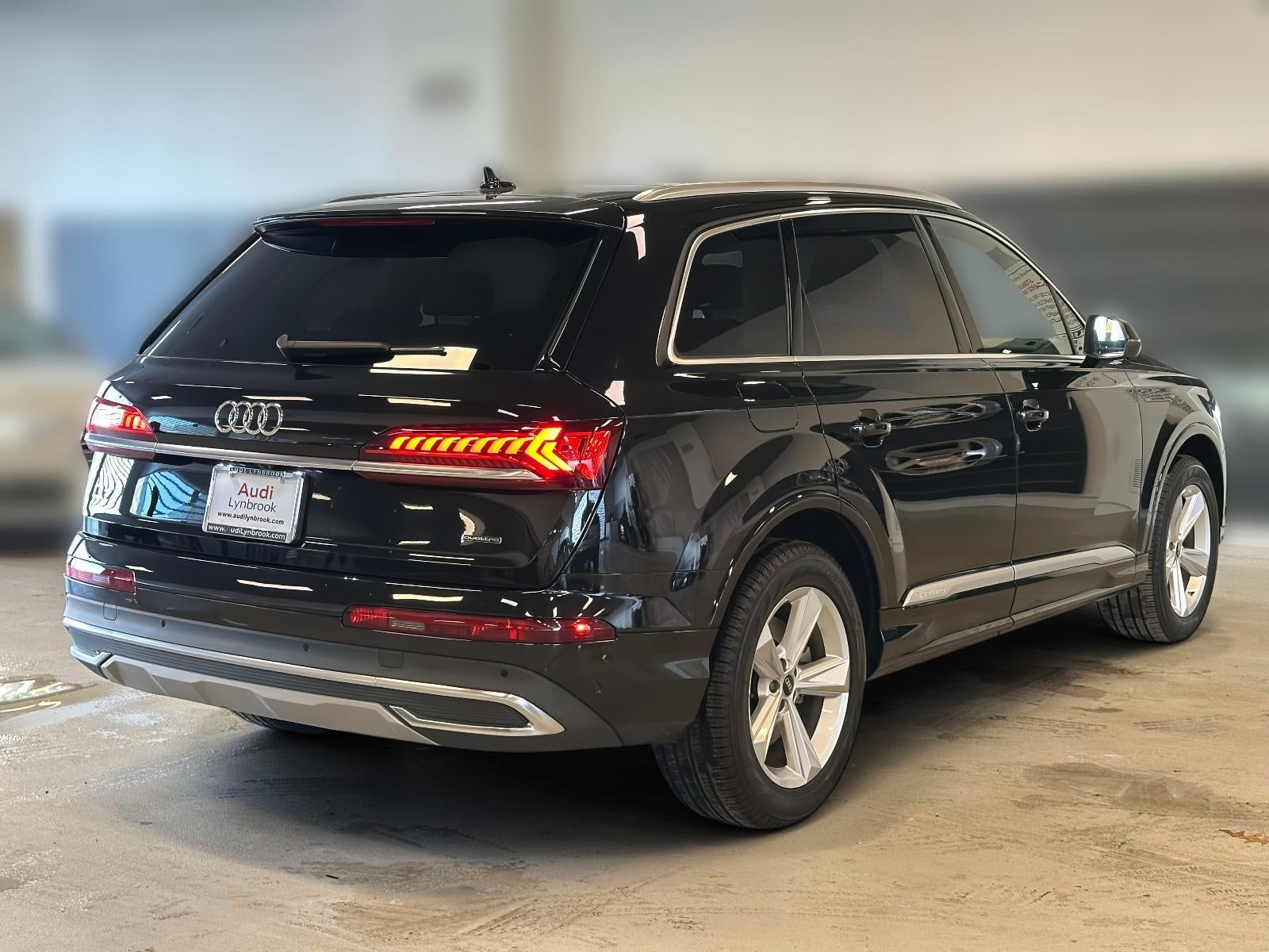 2023 Audi Q7 Premium 45 TFSI quattro Tiptronic