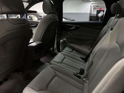 2023 Audi Q7 Premium 45 TFSI quattro Tiptronic