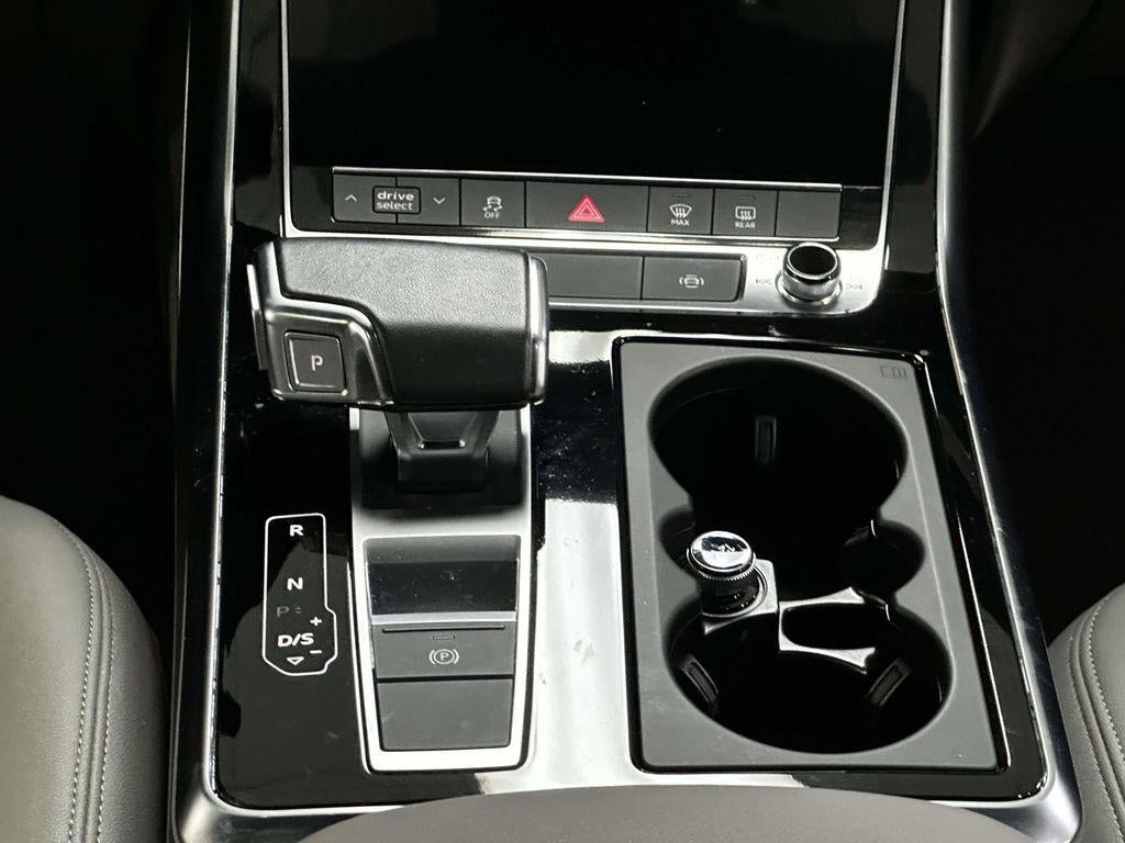 2023 Audi Q7 Premium 45 TFSI quattro Tiptronic