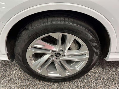 2023 Audi Q7 Premium 45 TFSI quattro Tiptronic