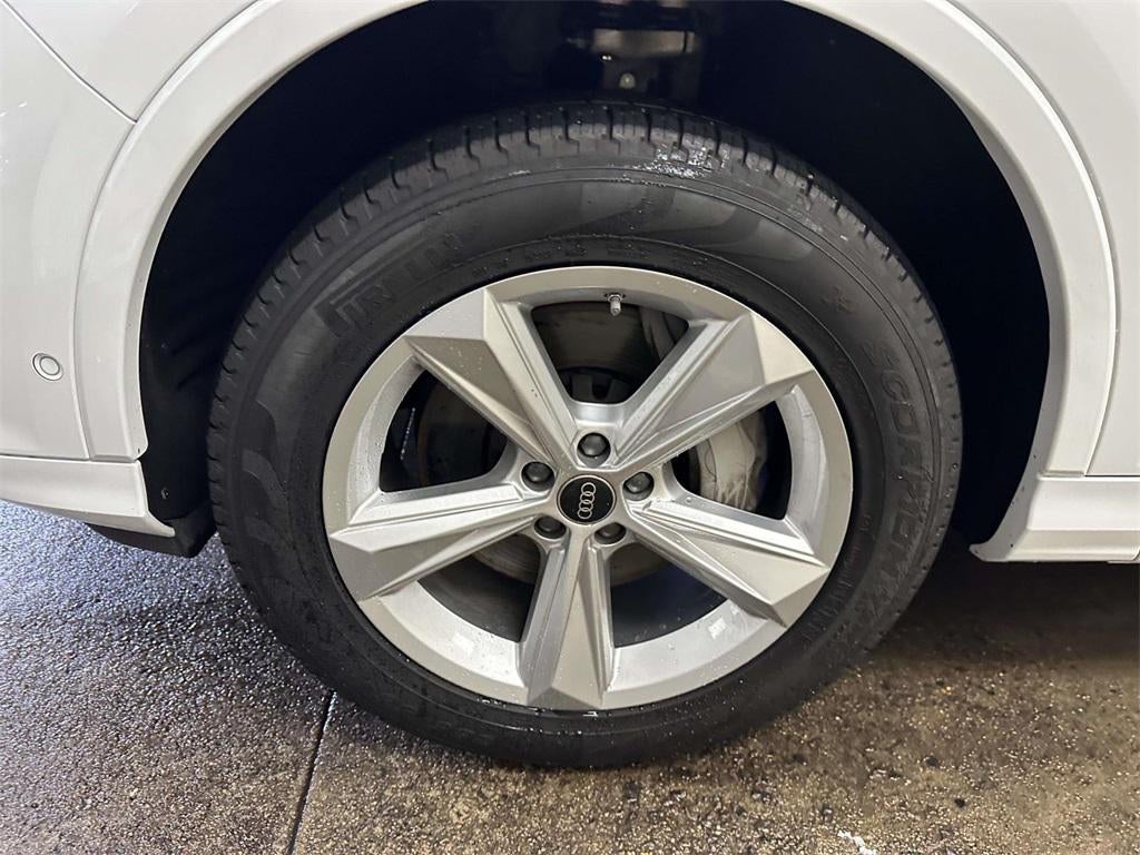 2024 Audi Q7 Premium 45 TFSI quattro Tiptronic