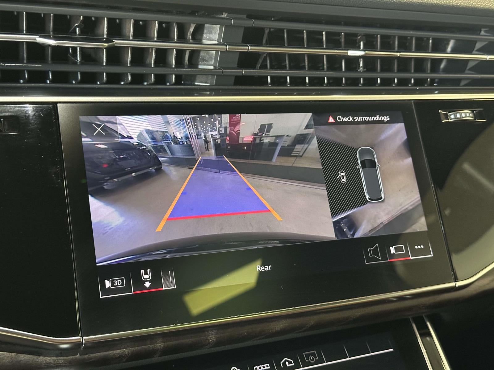 2023 Audi Q7 Premium 45 TFSI quattro Tiptronic