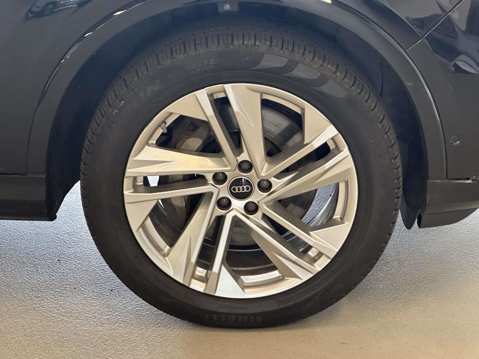 2024 Audi Q7 Premium 45 TFSI quattro Tiptronic