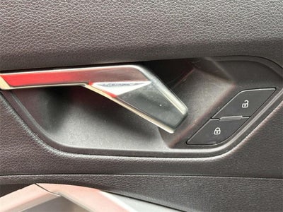 2022 Audi Q3 Premium 40 TFSI quattro Tiptronic