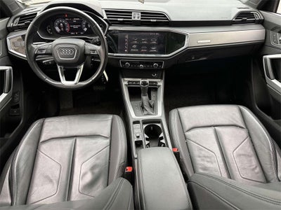 2022 Audi Q3 Premium 40 TFSI quattro Tiptronic