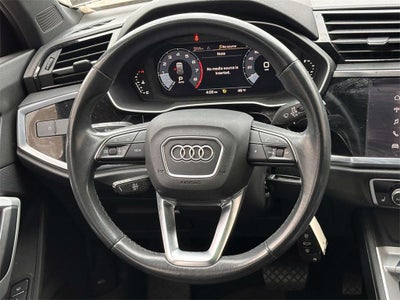 2022 Audi Q3 Premium 40 TFSI quattro Tiptronic