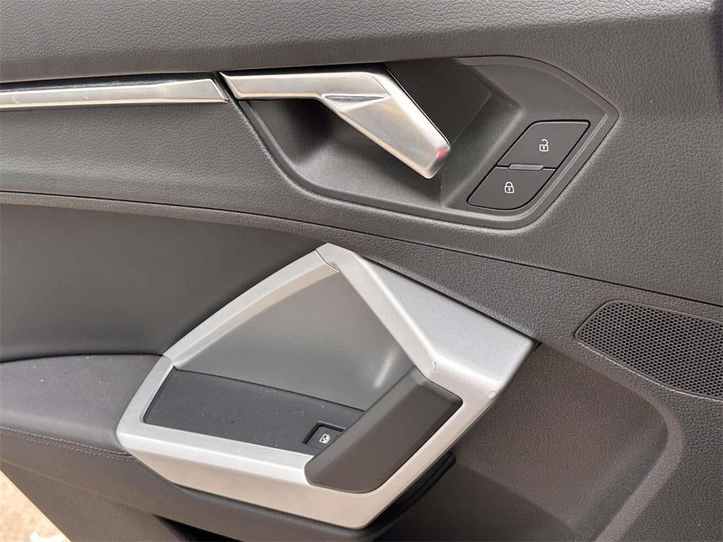 2022 Audi Q3 Premium 40 TFSI quattro Tiptronic