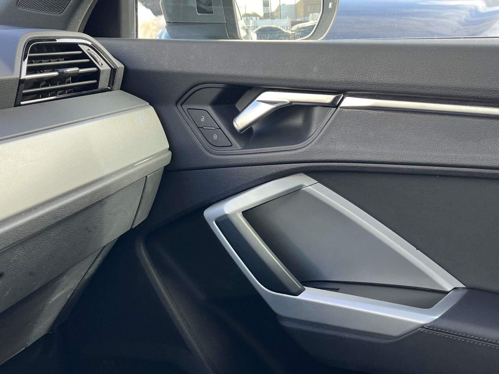 2022 Audi Q3 Premium 40 TFSI quattro Tiptronic