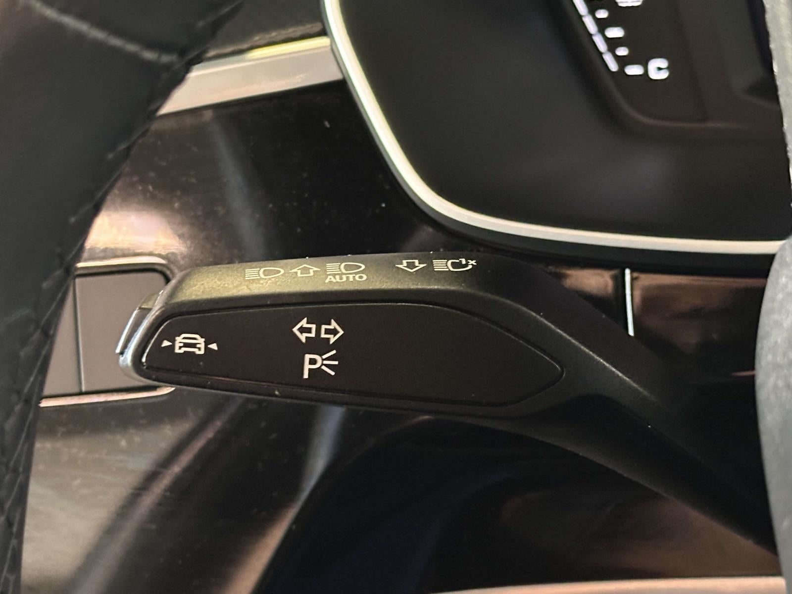 2023 Audi Q3 Premium 40 TFSI quattro Tiptronic
