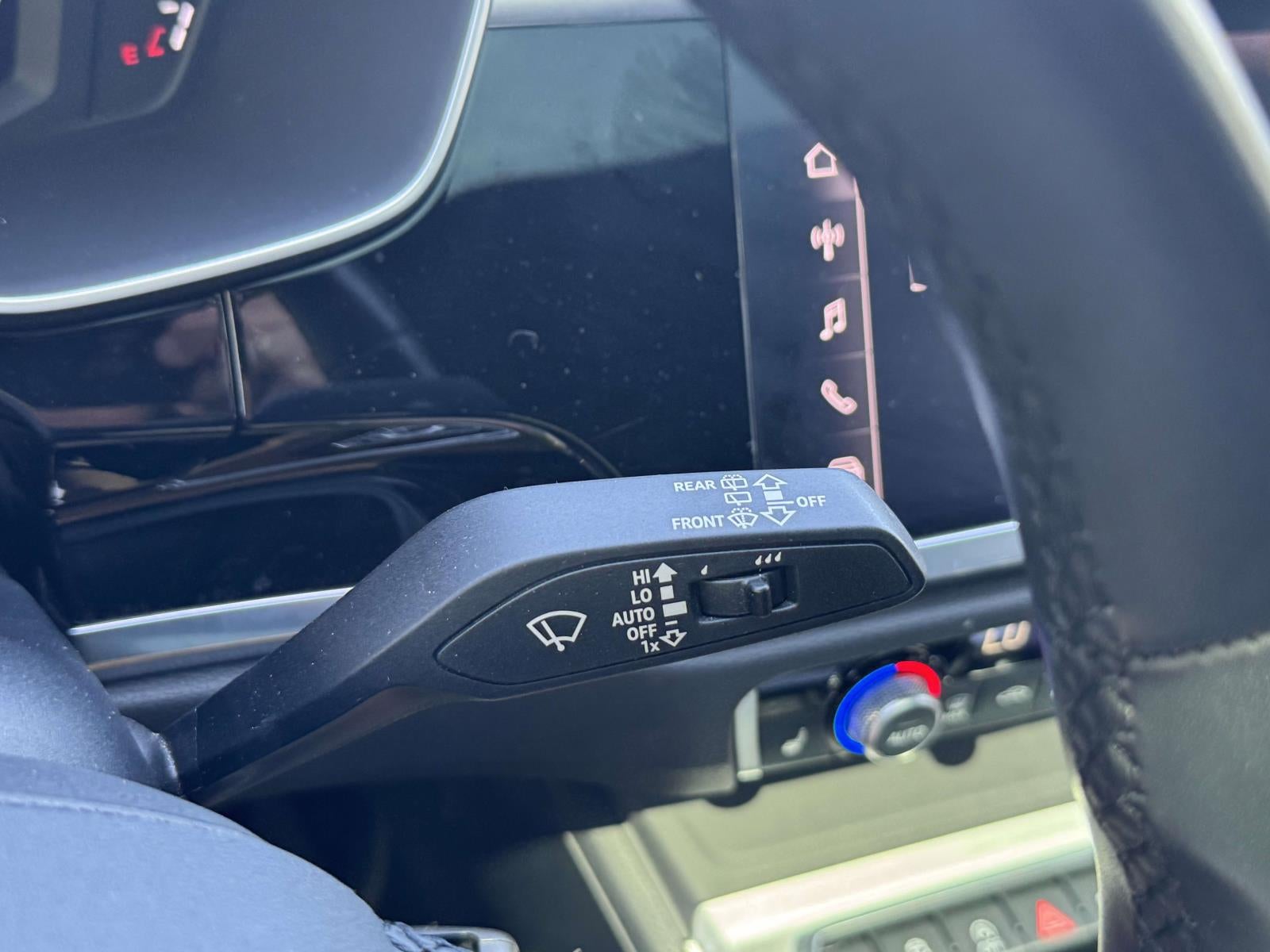 2023 Audi Q3 Premium 40 TFSI quattro Tiptronic