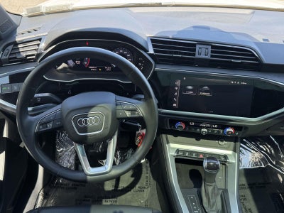 2023 Audi Q3 Premium 40 TFSI quattro Tiptronic